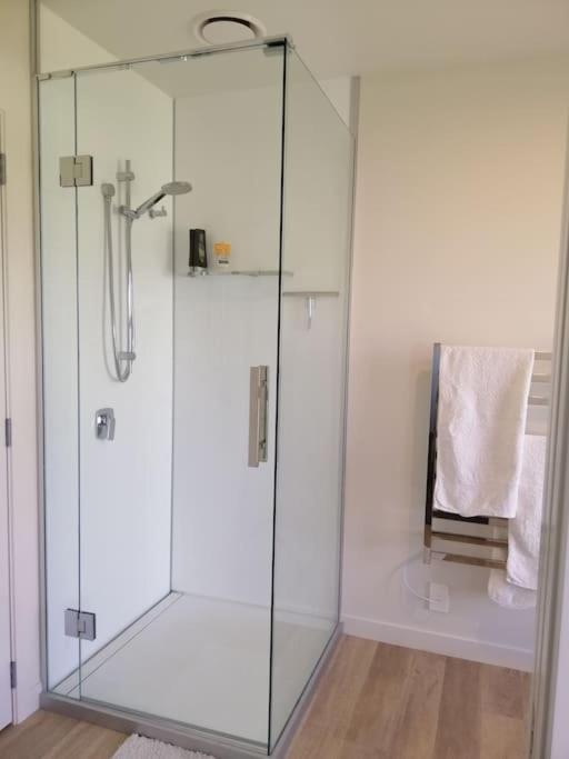 Apartament Purangi Waterfront Retreat Cooks Beach Zewnętrze zdjęcie