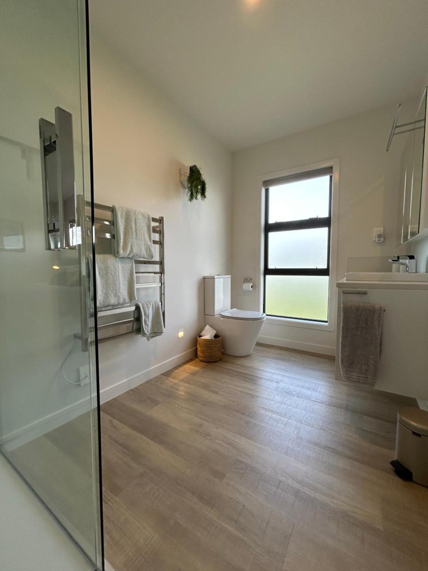 Apartament Purangi Waterfront Retreat Cooks Beach Zewnętrze zdjęcie